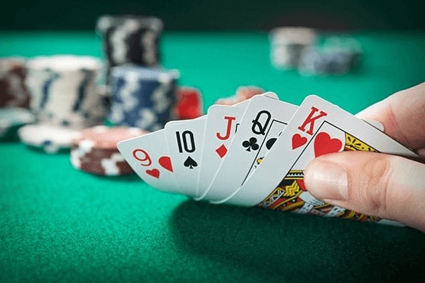 大发五张抽牌扑克手机版正式上线：引领中国移动扑克新浪潮